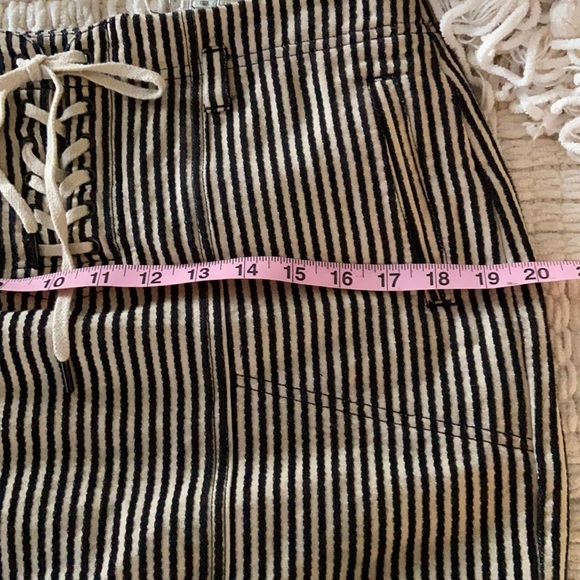 Madewell Black & Cream Striped Miniskirt Sz 10 - Picture 14 of 14
